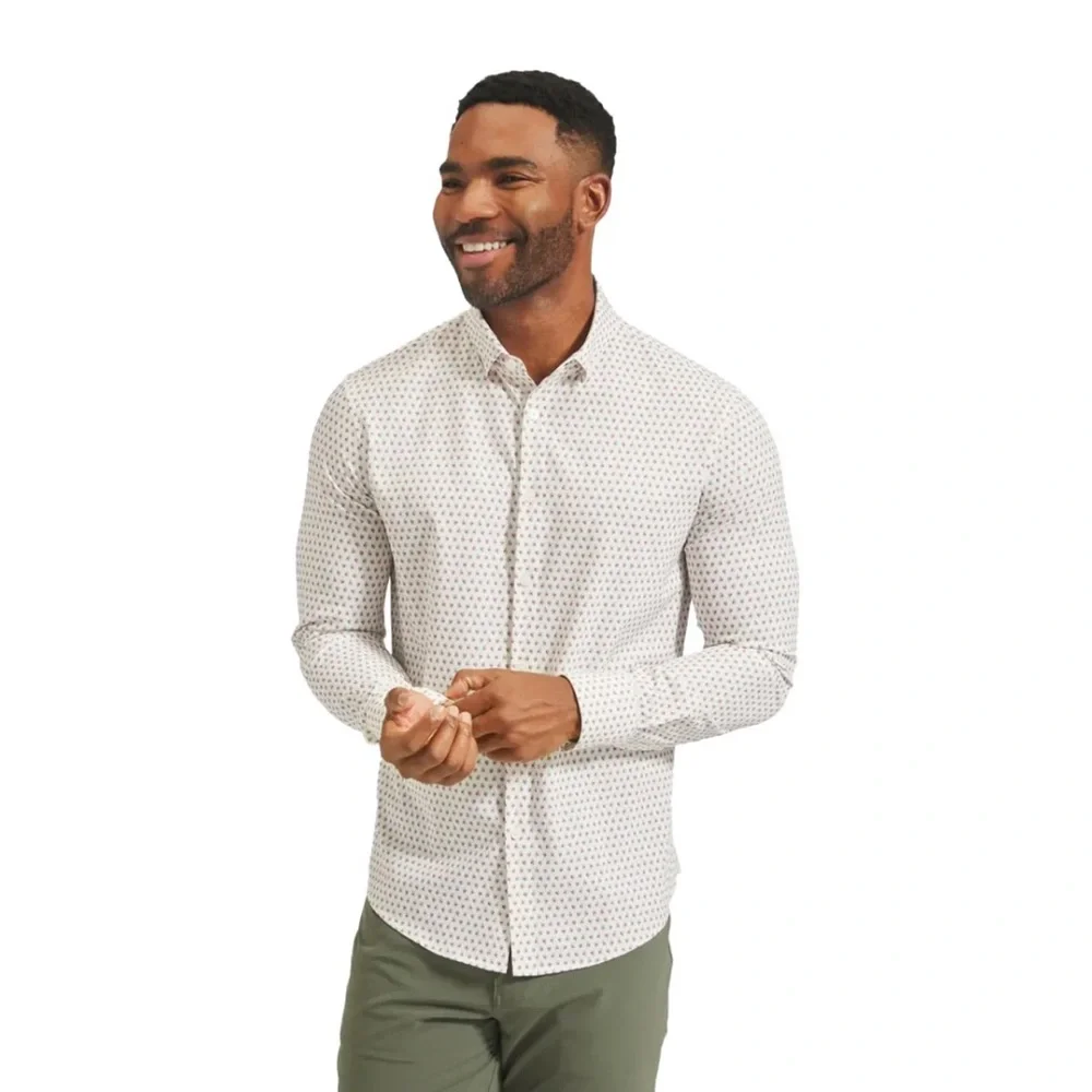 Banana republic men’s size large, long sleeve, Grant, fit button down shirt,